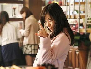 娱乐吃瓜女配图片,吃瓜群众的甜蜜复仇记